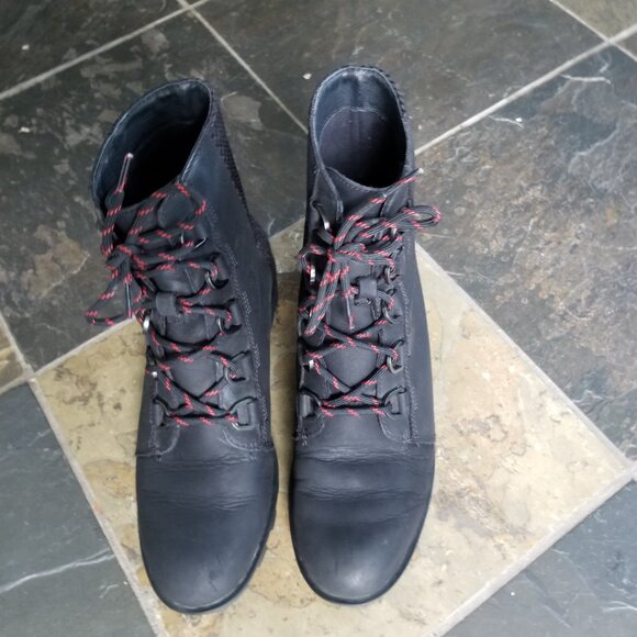 Sorel Phoenix Waterproof Lace Up Short Boots - Picture 5 of 6